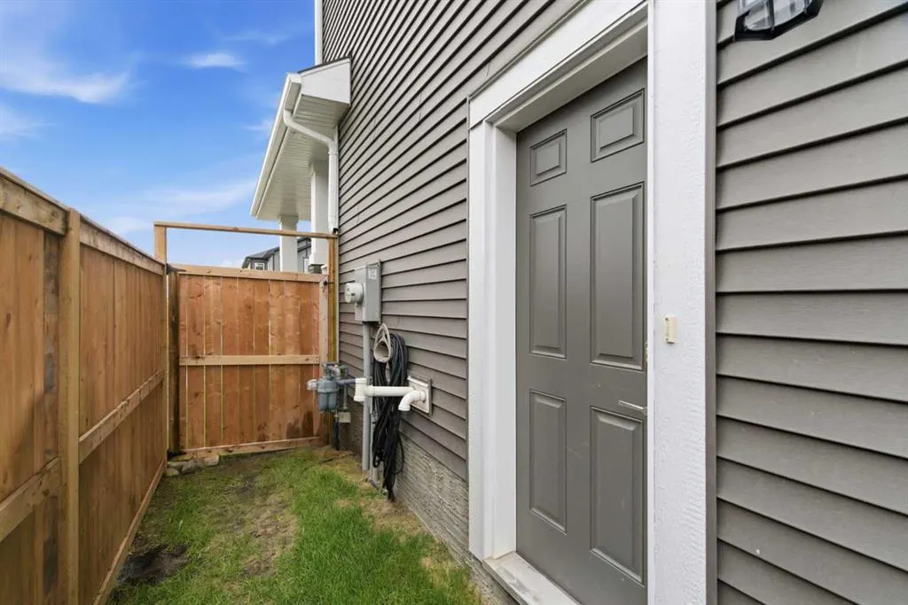 90 Saddlebred Place