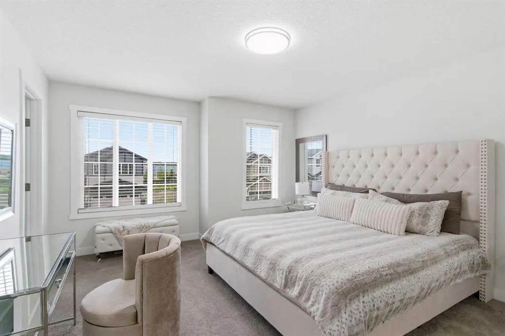 90 Saddlebred Place