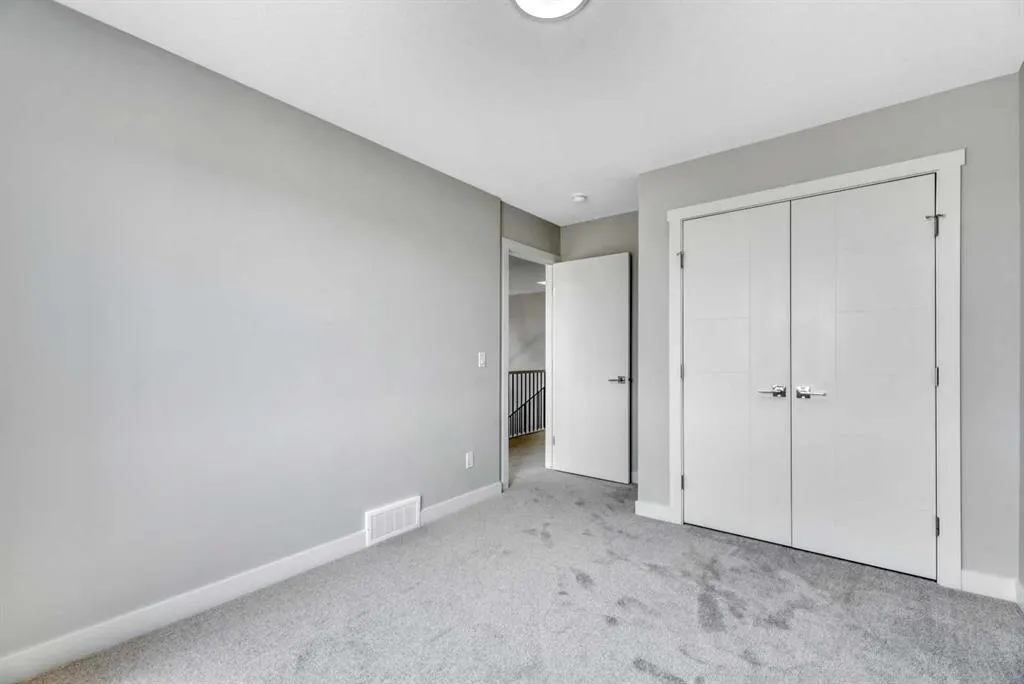 154 Lakewood Crescent