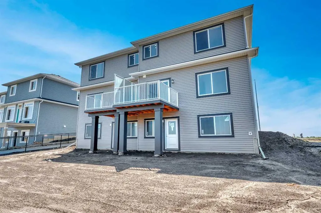 154 Lakewood Crescent