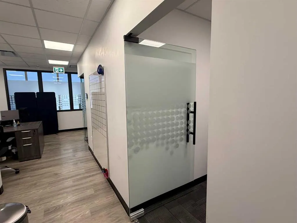 2903 Kingsview Boulevard SE #401 & 402