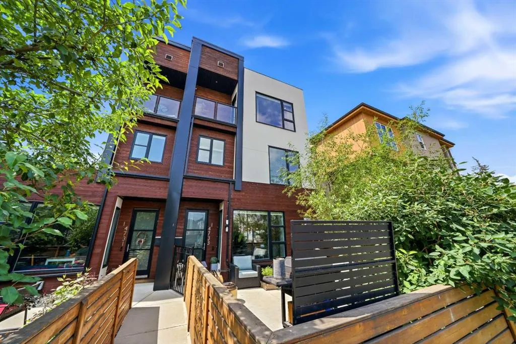 4733 17 Avenue NW #1