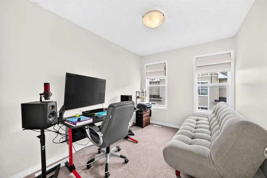 3190 New Brighton Gardens SE
