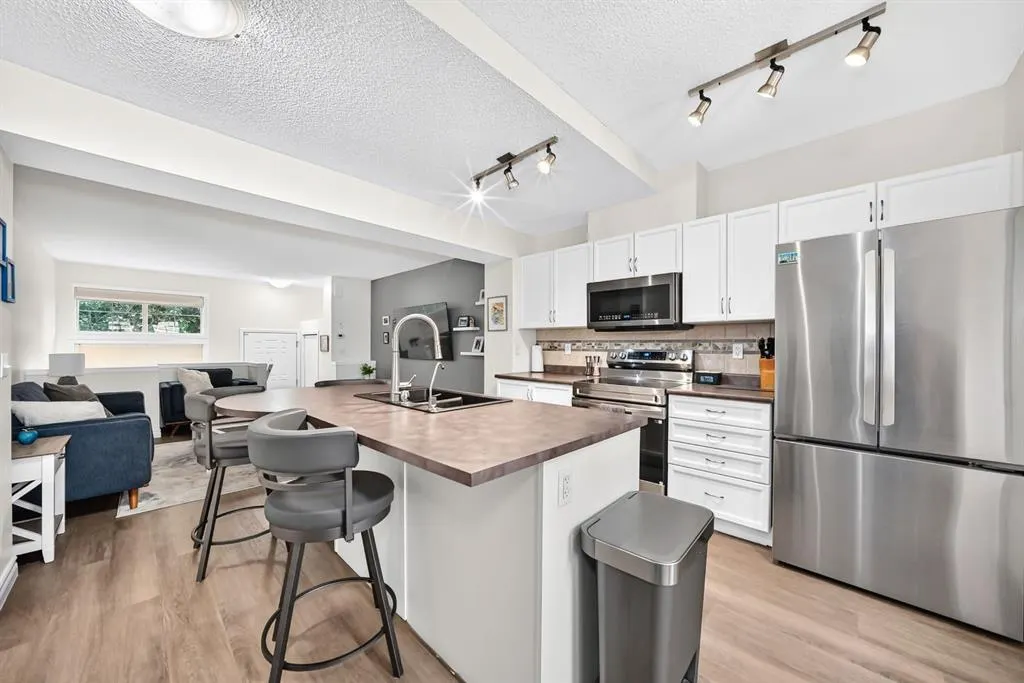 3190 New Brighton Gardens SE