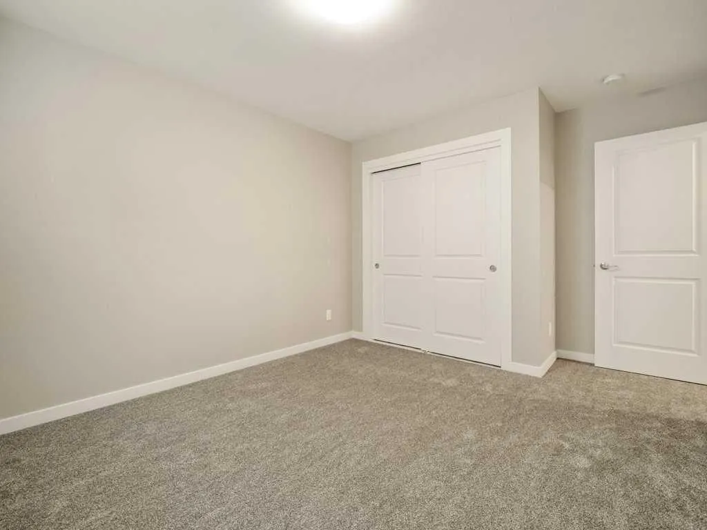 324 Rivergrove Chase W