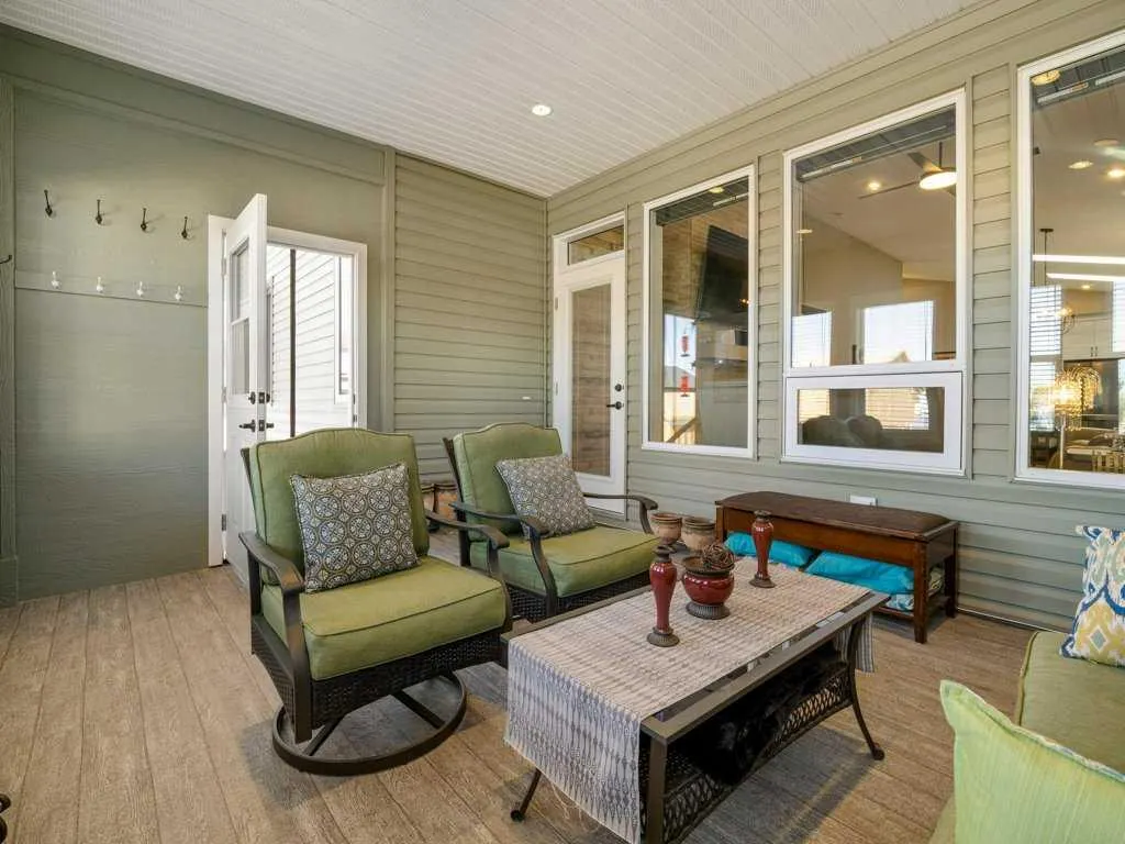 324 Rivergrove Chase W