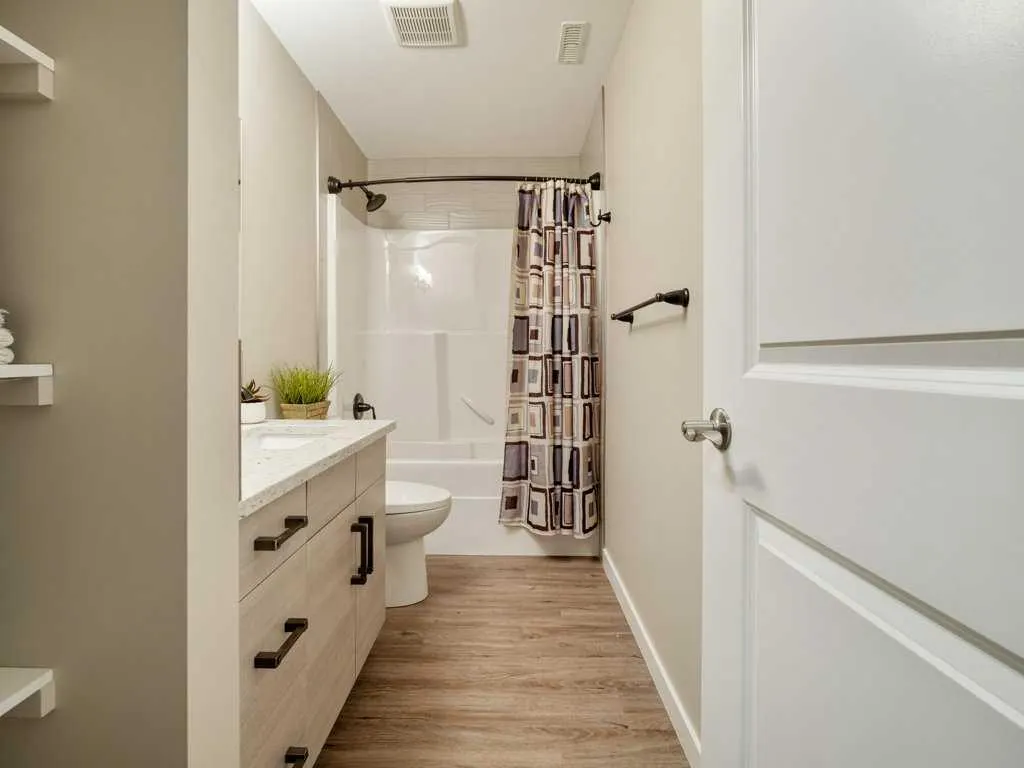324 Rivergrove Chase W