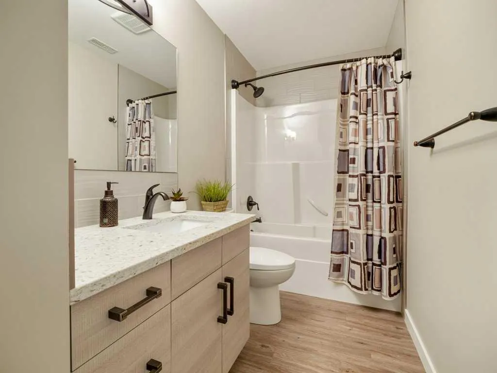 324 Rivergrove Chase W