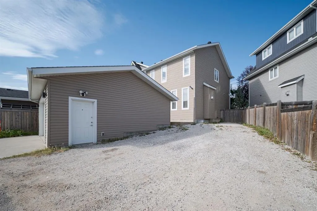113 Olson Place