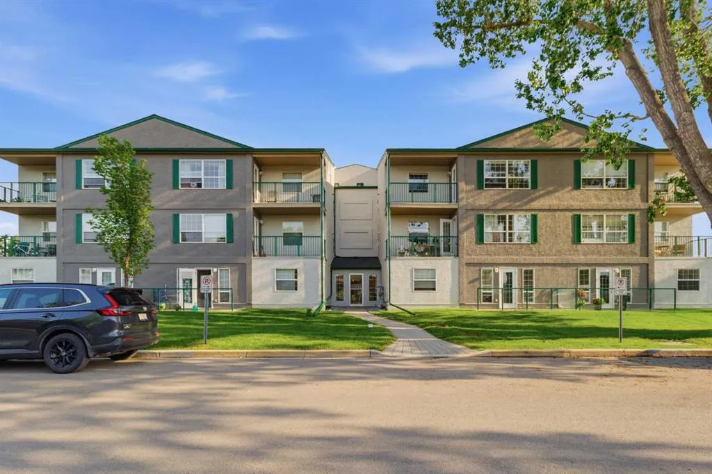 105 7 Avenue SE #208
