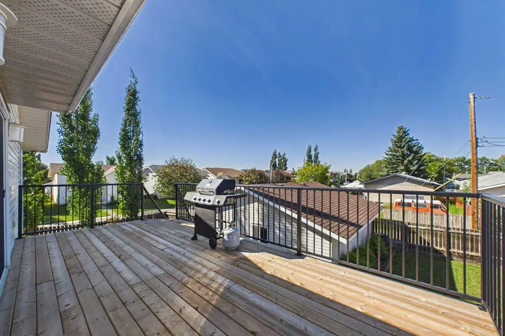 5328 Aspen Drive