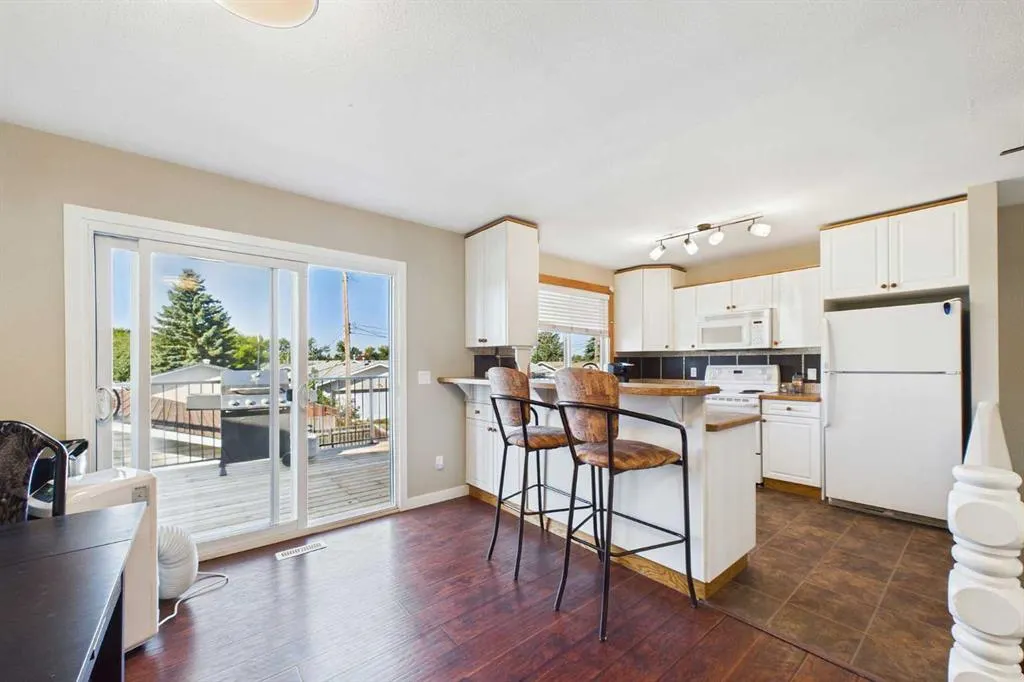 5328 Aspen Drive