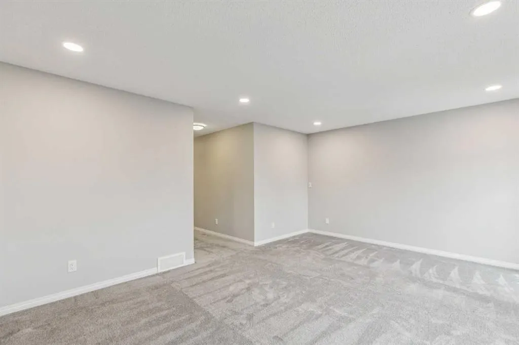 1020 Chinook Gate Heath SW