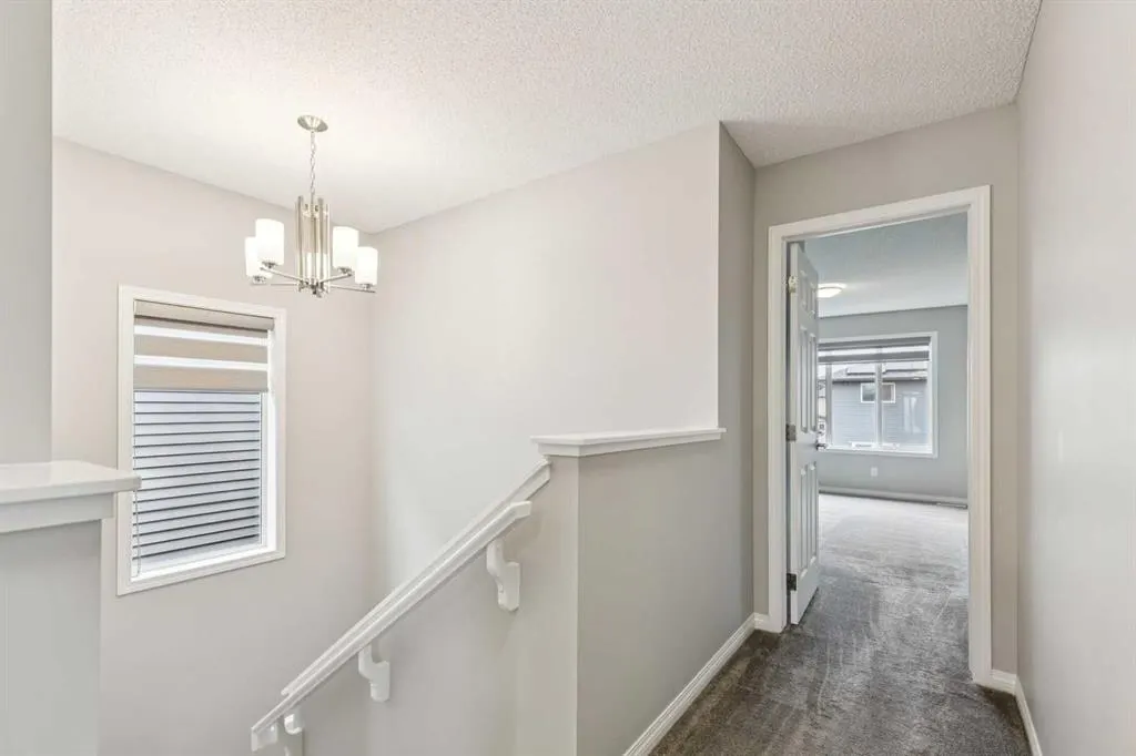 1020 Chinook Gate Heath SW