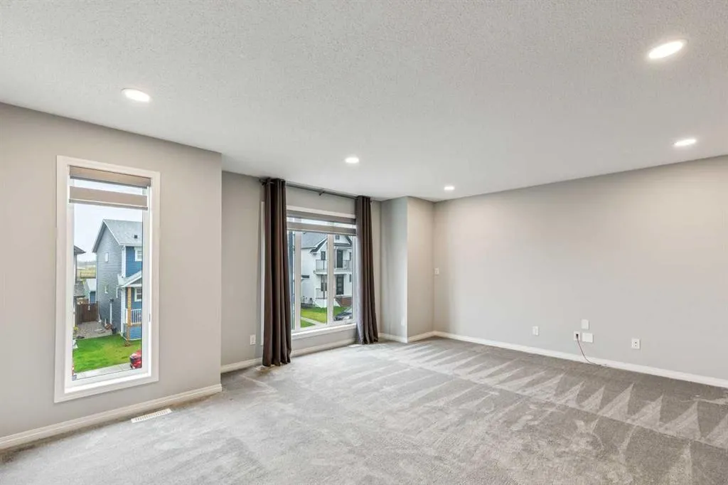 1020 Chinook Gate Heath SW