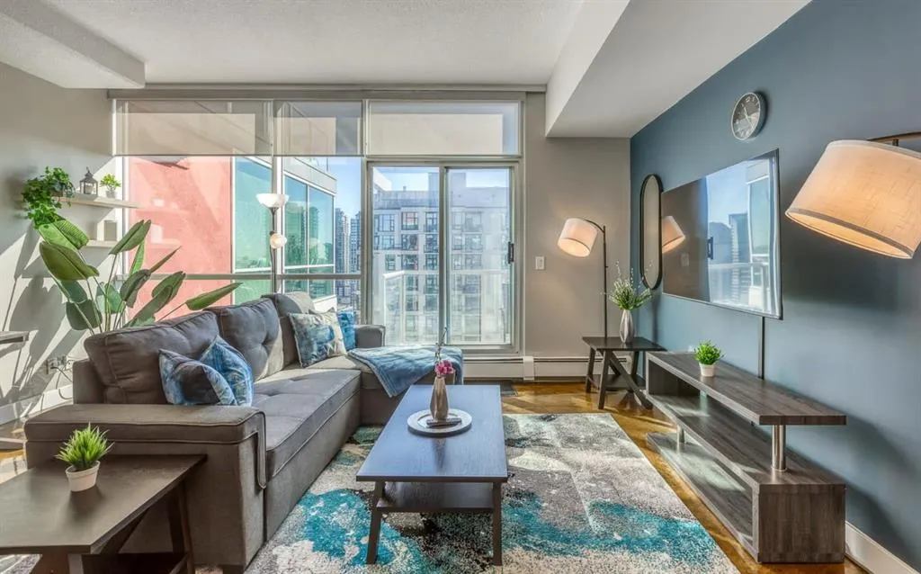 135 13 Avenue SW #2111