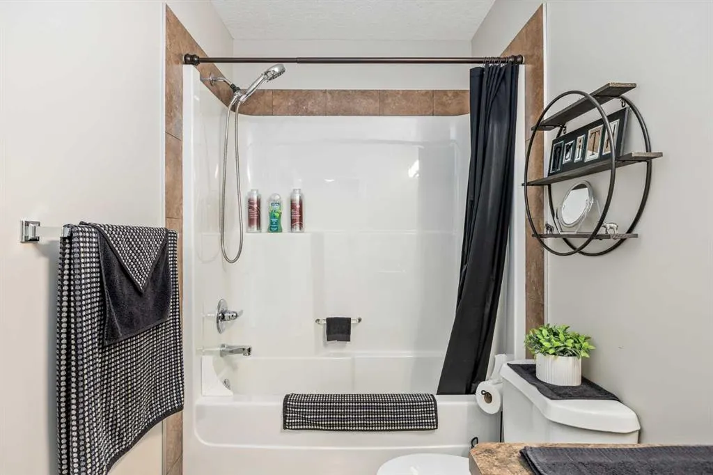 620 Luxstone Landing SW #604