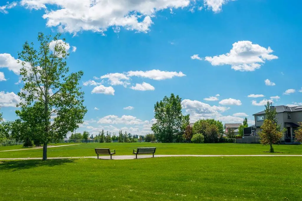 620 Luxstone Landing SW #604