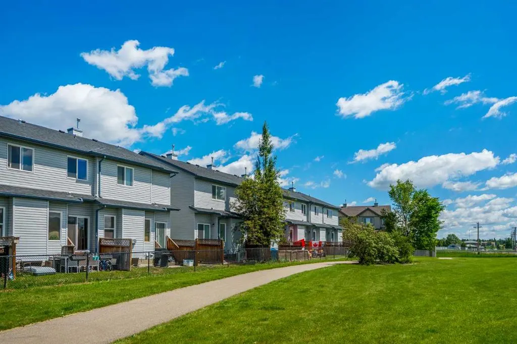 620 Luxstone Landing SW #604
