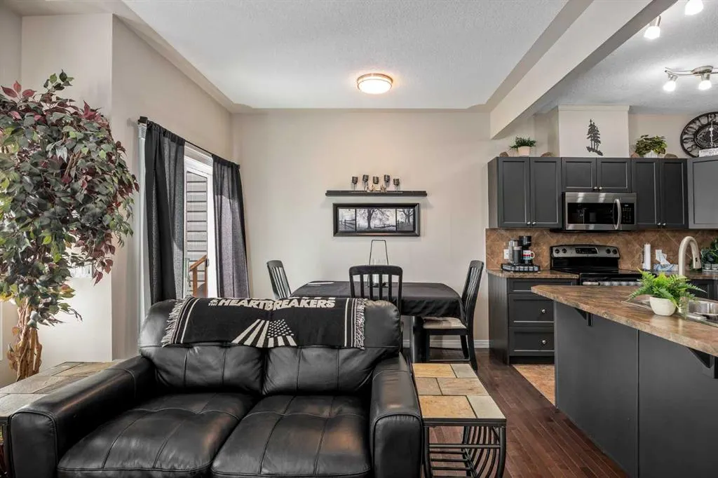 620 Luxstone Landing SW #604