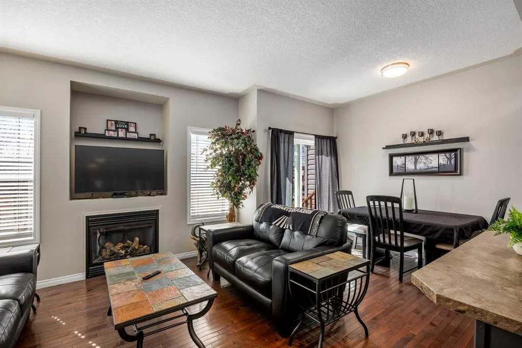 620 Luxstone Landing SW #604