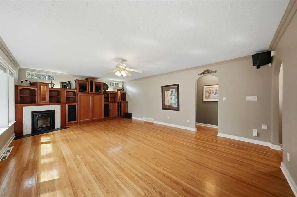 18 College Park Drive