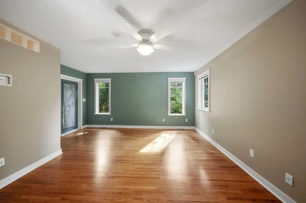 18 College Park Drive