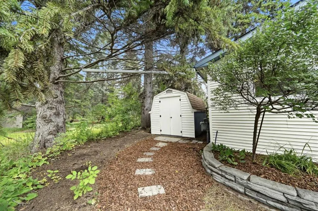 18 College Park Drive