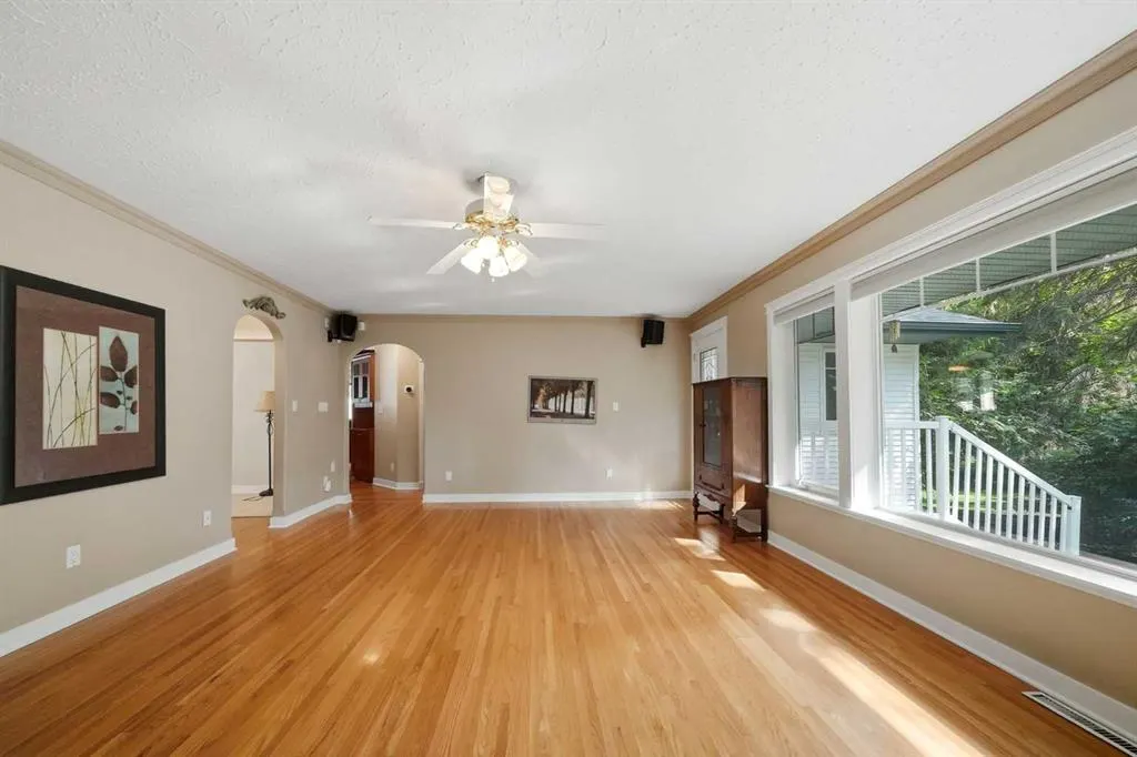 18 College Park Drive