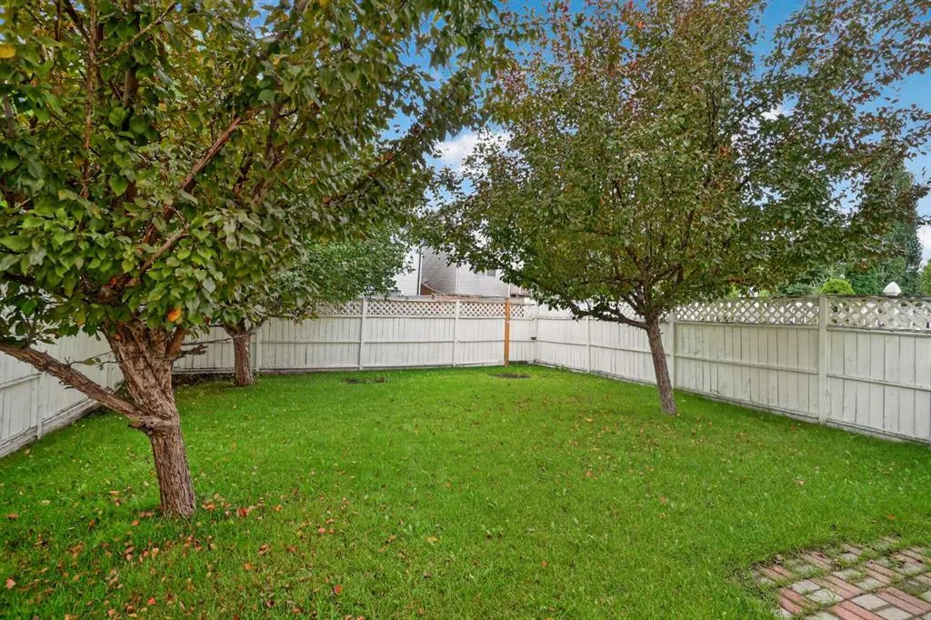 373 Bridlewood Avenue SW