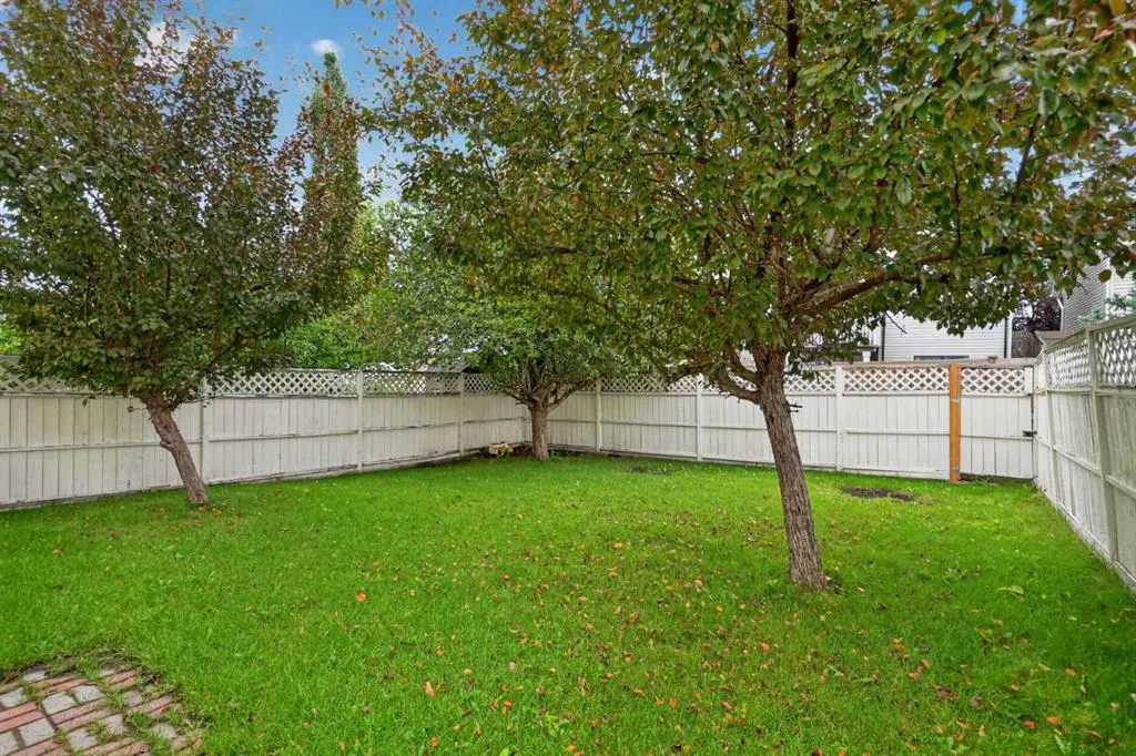 373 Bridlewood Avenue SW