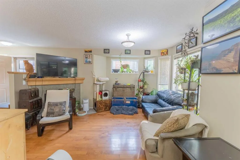 827 Wilson Way #2
