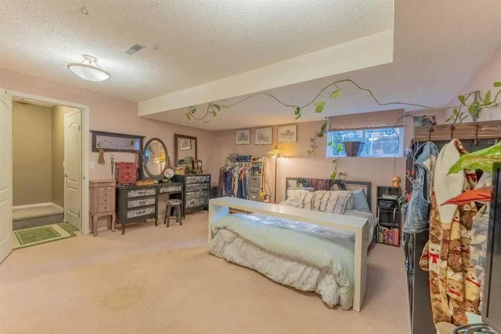 827 Wilson Way #2