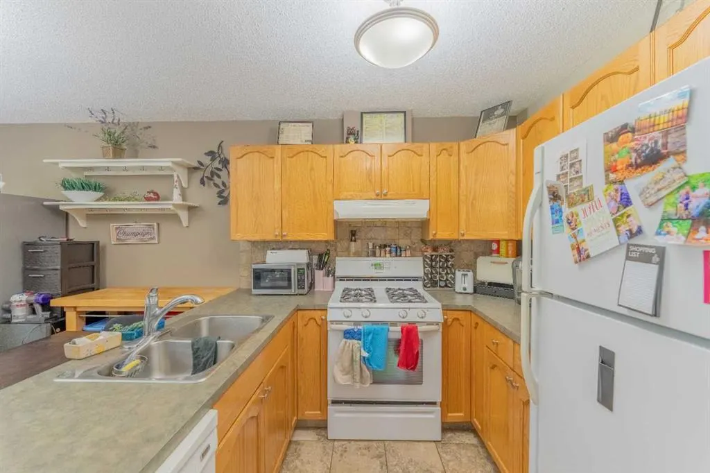 827 Wilson Way #2