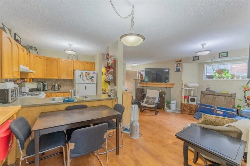 827 Wilson Way #2