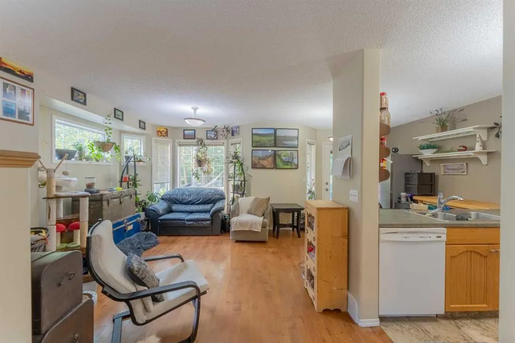 827 Wilson Way #2