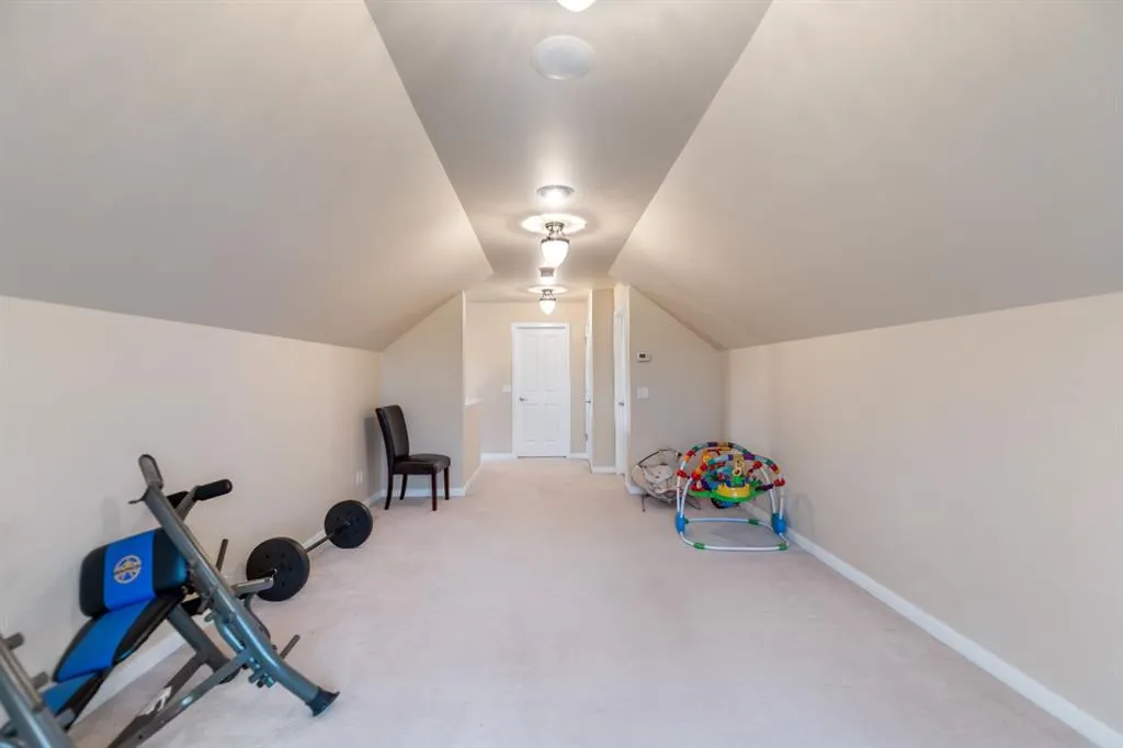 160 SKYVIEW SHORES Manor NE