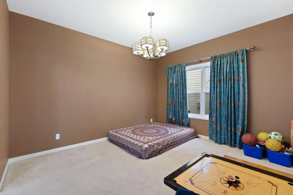 160 SKYVIEW SHORES Manor NE