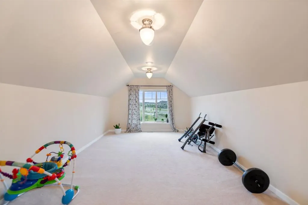 160 SKYVIEW SHORES Manor NE