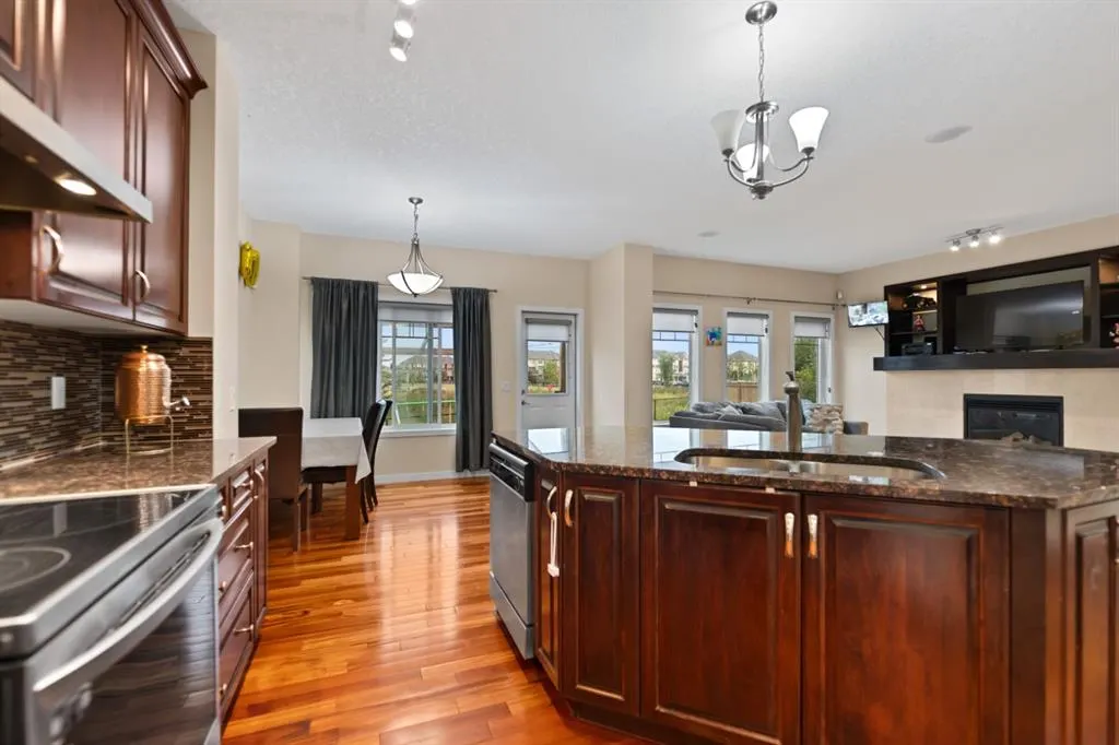 160 SKYVIEW SHORES Manor NE