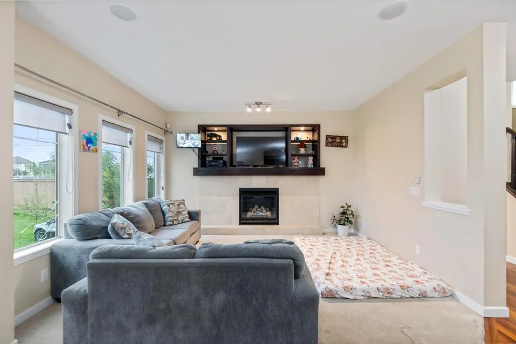 160 SKYVIEW SHORES Manor NE