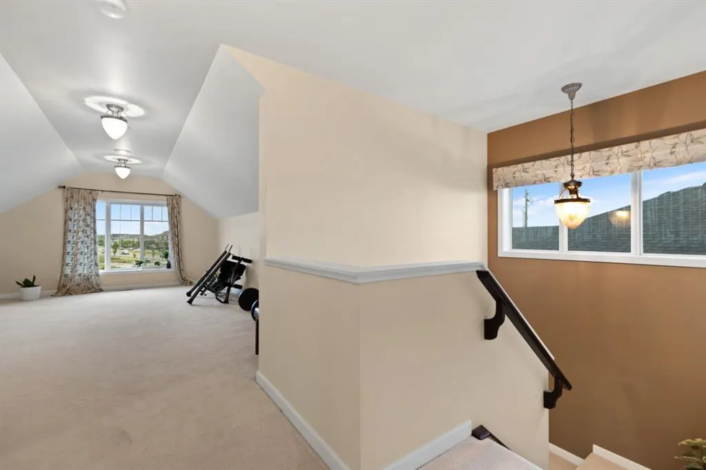 160 SKYVIEW SHORES Manor NE