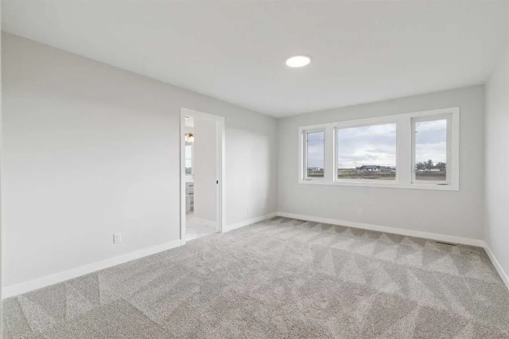 435 Bridgeport
