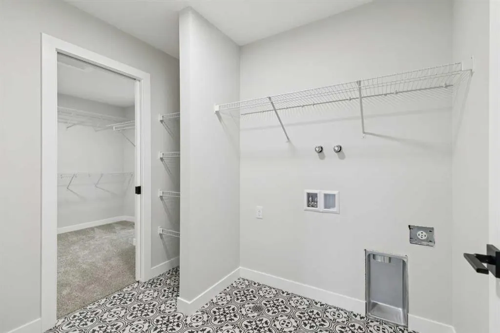 435 Bridgeport