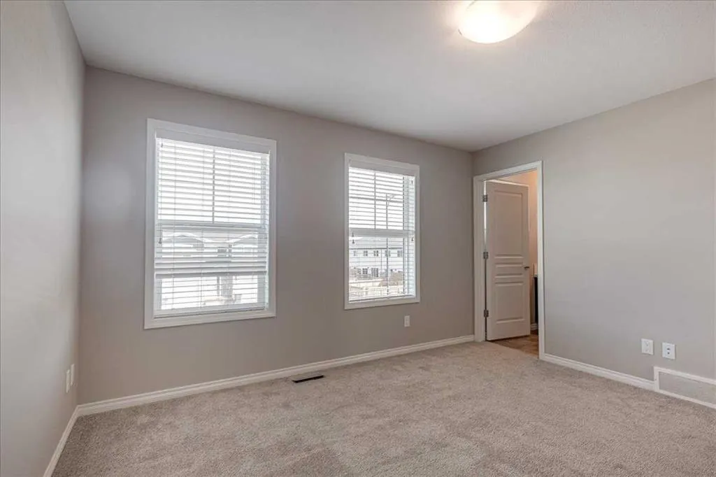 17 Hawthorn Place