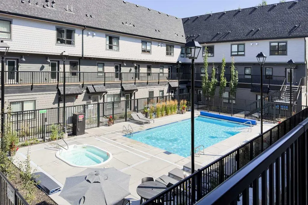 109 Kananaskis Way #106
