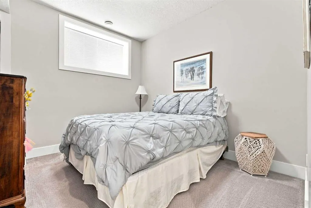 114 Kinniburgh Road