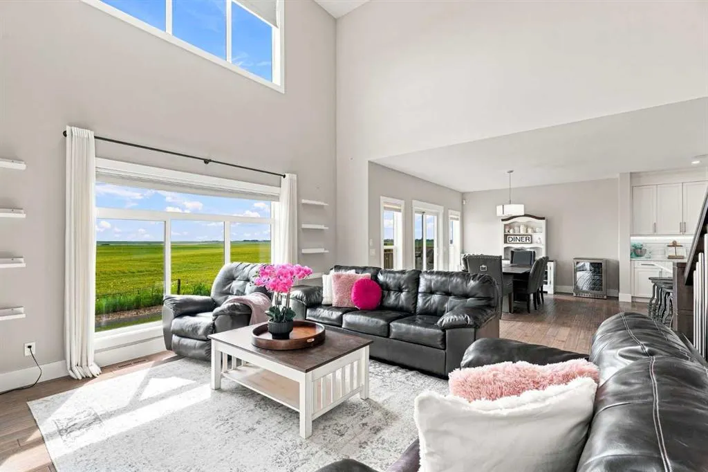 114 Kinniburgh Road