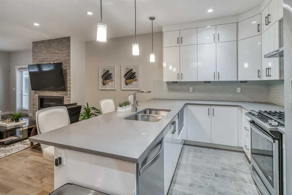 2428 30 Street SW #3