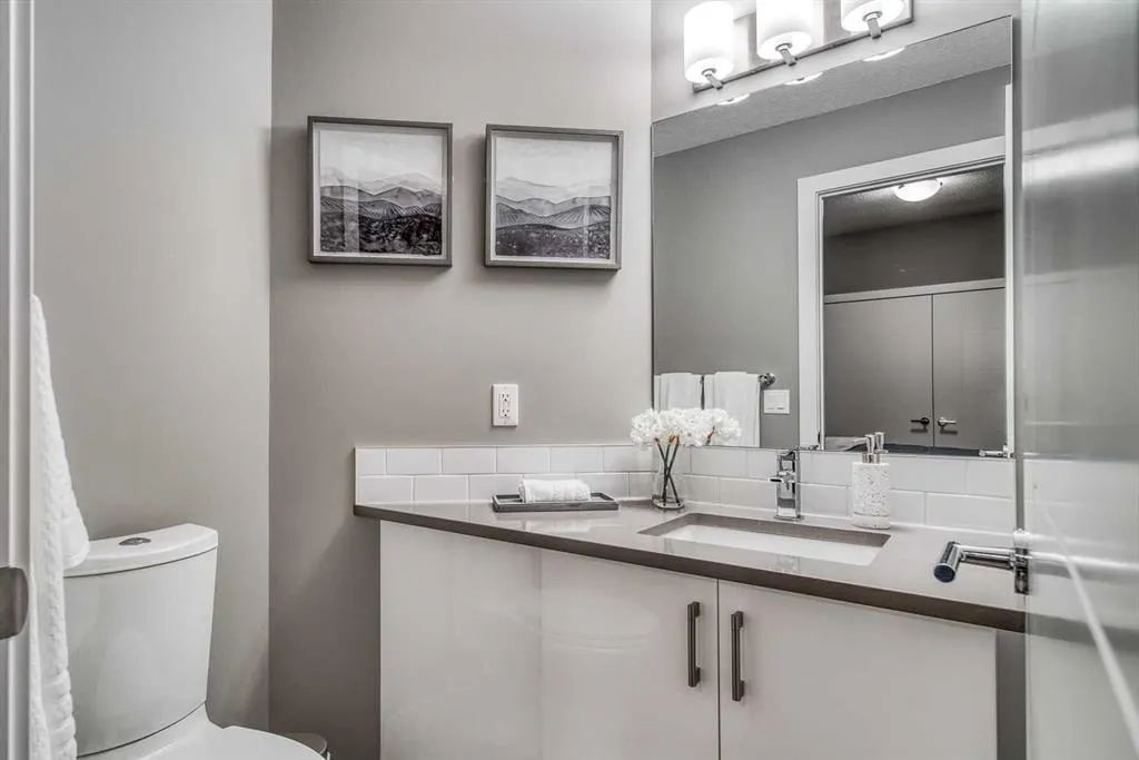 2428 30 Street SW #3